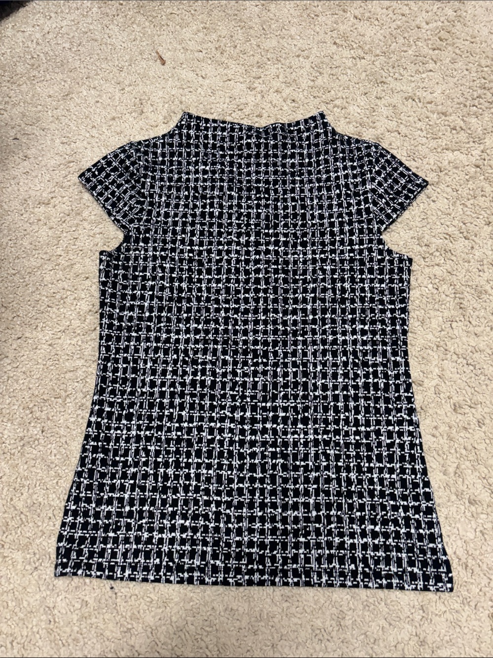 Black & White Tweed-Pattern Cap Sleeve Top